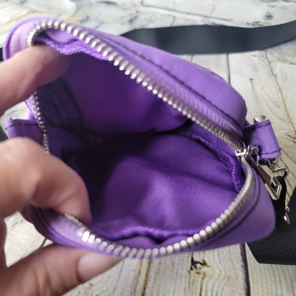Urban Outfitters UO-76 Mini Bag 003/47 Purple Crossbody 6 x 4.5 x 1.5 In Pockets - Picture 3 of 5